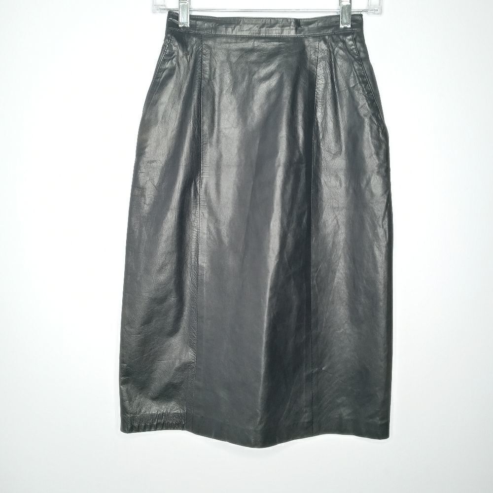 Vintage 80s Vakko new york  black leather skirt